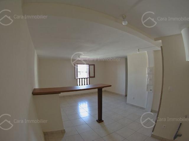 Location Appartement 2 pièces 42m² CAYENNE 97300