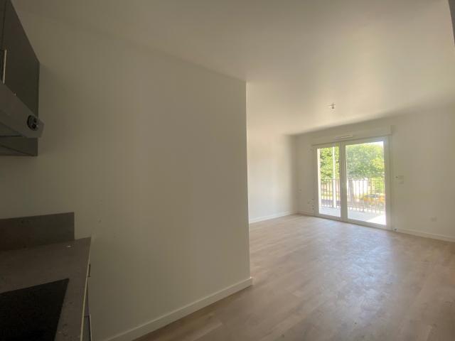 Location Appartement 2 pièces 42m² CAEN 14000