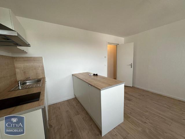 Location Appartement 2 pièces 42m² CAMBRAI 59400