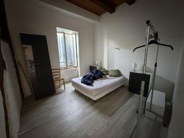 Location Appartement 2 pièces 42m² CHALAMONT 01320