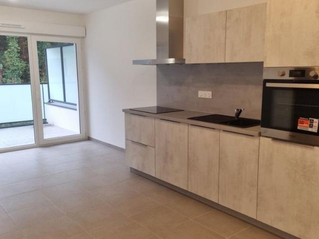 Location Appartement 2 pièces 42m² CHAMBERY 73000