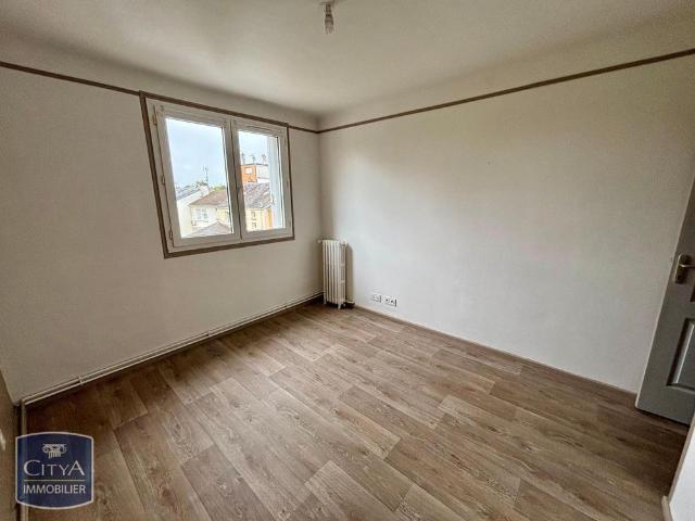 Location Appartement 2 pièces 42m² CHATEAUROUX 36000