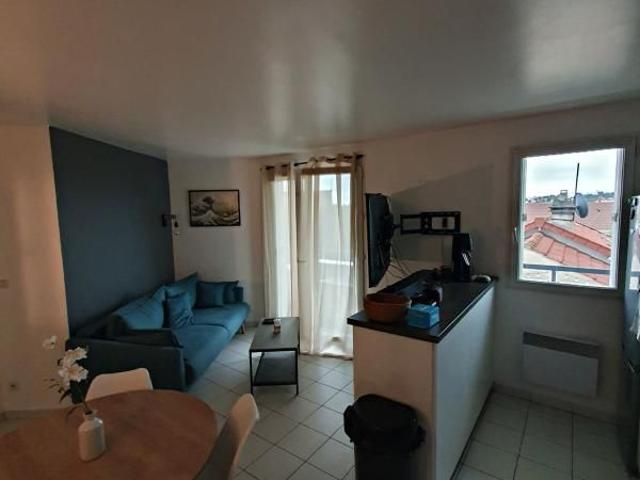 Location Appartement 2 pièces 42m² CHILLY MAZARIN 91380