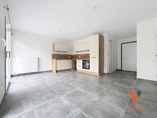 Location Appartement 2 pièces 42m² CLAIX 38640