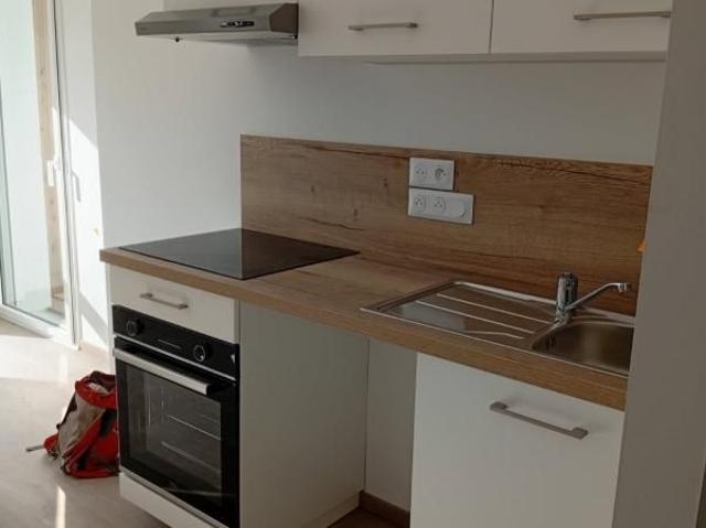 Location Appartement 2 pièces 42m² ANGERS 49100