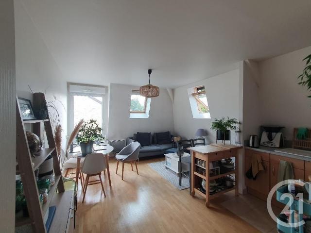 Location Appartement 2 pièces 42m² AVON 77210