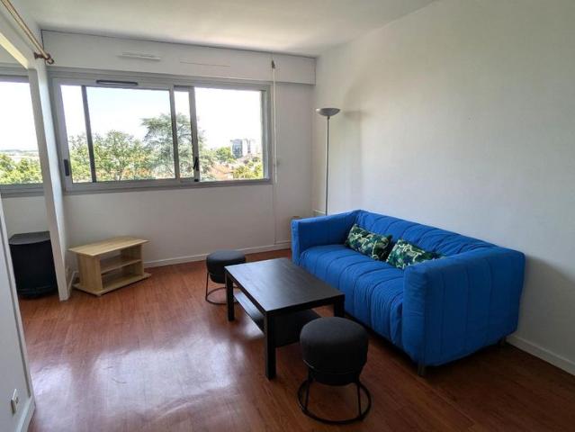 Location Appartement 2 pièces 42m² BORDEAUX 33000