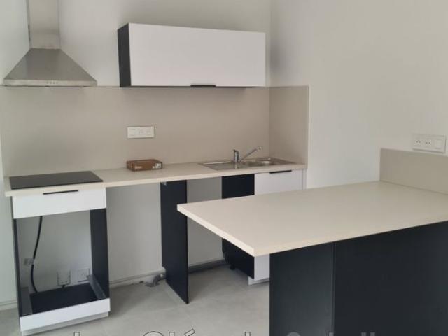 Location Appartement 2 pièces 42m² BANDOL 83150