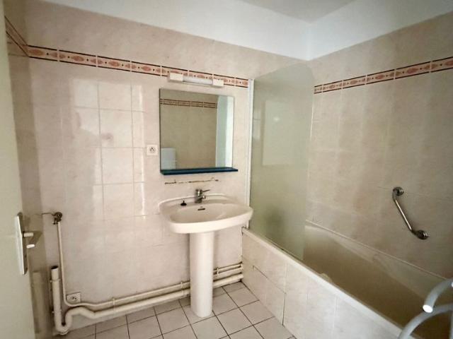 Location Appartement 2 pièces 42m² BREST 29200