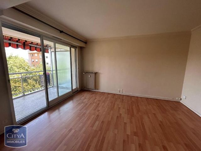 Location Appartement 2 pièces 42m² BRIVE LA GAILLARDE 19100