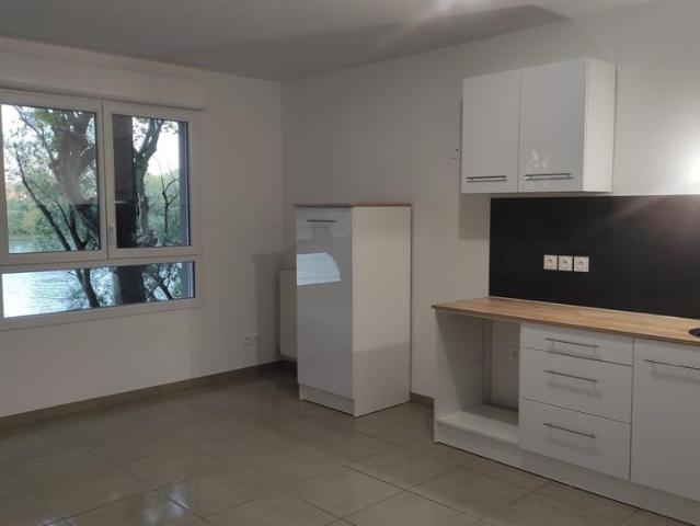 Location Appartement 2 pièces 42m² GIVORS 69700