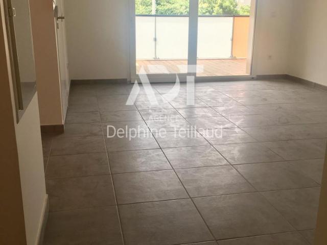 Location Appartement 2 pièces 42m² ECHIROLLES 38130