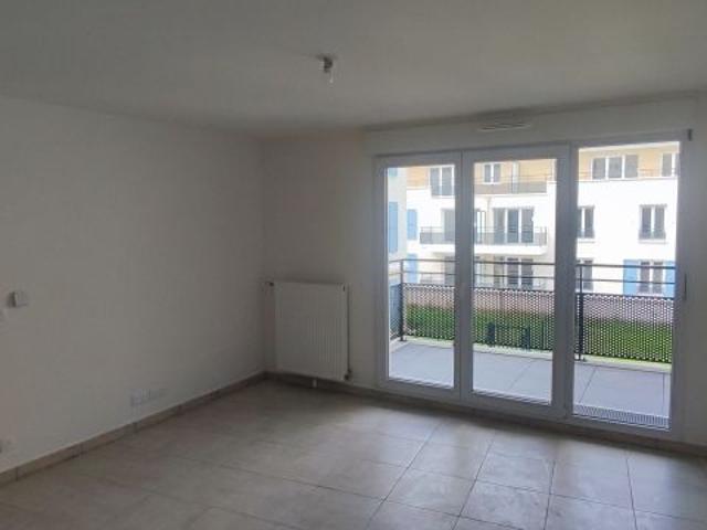 Location Appartement 2 pièces 42m² EPONE 78680