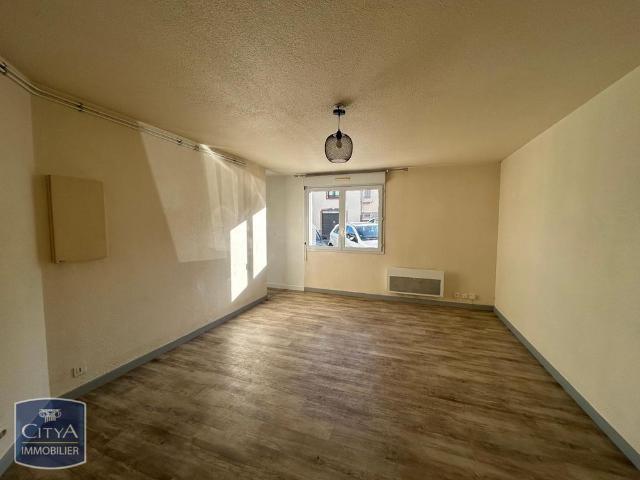 Location Appartement 2 pièces 42m² LAVAL 53000