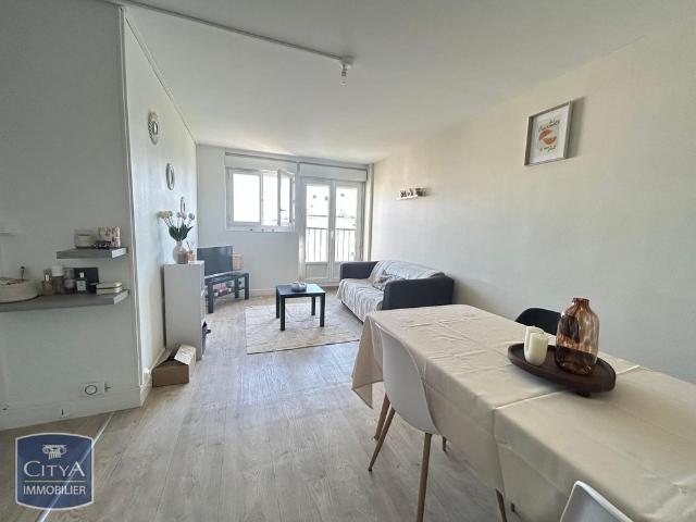 Location Appartement 2 pièces 42m² LE MANS 72000