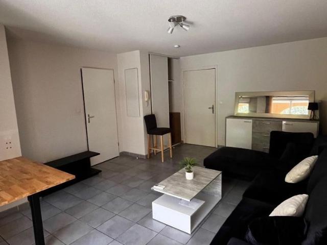 Location Appartement 2 pièces 42m² MARGUERITTES 30320