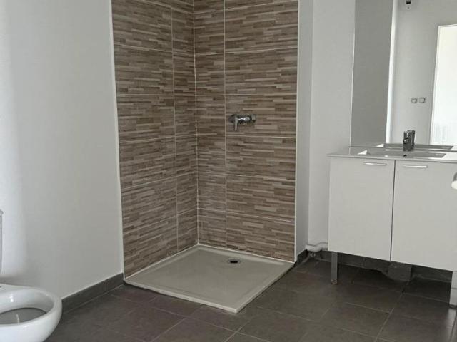 Location Appartement 2 pièces 42m² MARIGNANE 13700