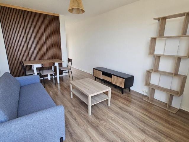 Location Appartement 2 pièces 42m² NICE 06100