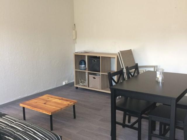Location Appartement 2 pièces 42m² NIMES 30000