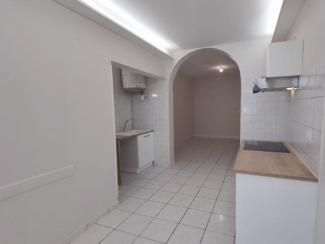 Location Appartement 2 pièces 42m² SETE 34200