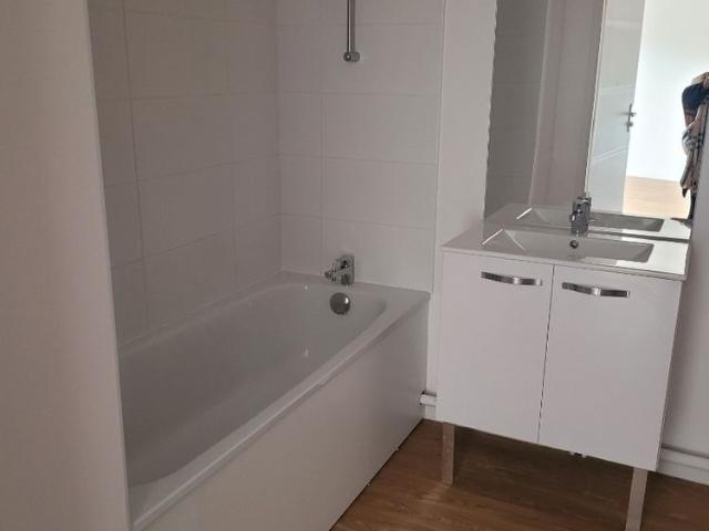 Location Appartement 2 pièces 42m² ST SAULVE 59880