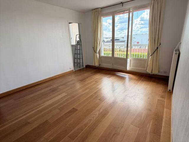 Location Appartement 2 pièces 42m² SULLY SUR LOIRE 45600
