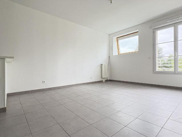 Location Appartement 2 pièces 42m² PUISEUX EN FRANCE 95380