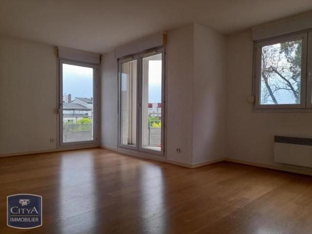 Location Appartement 2 pièces 42m² REIMS 51100