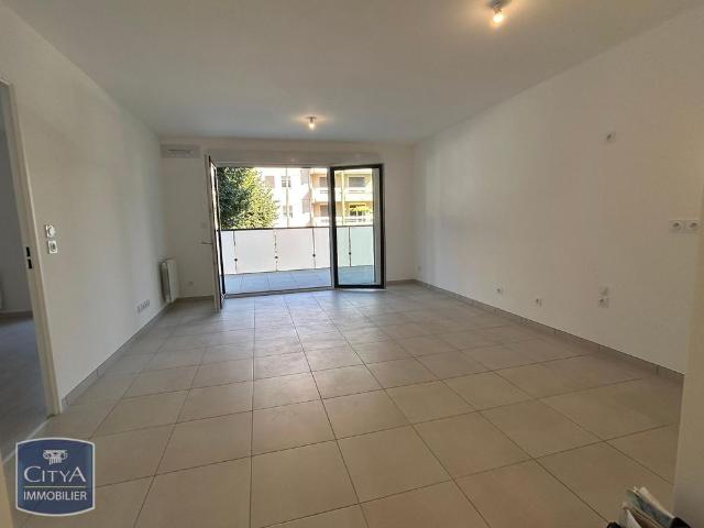 Location Appartement 2 pièces 42m² THONON LES BAINS 74200