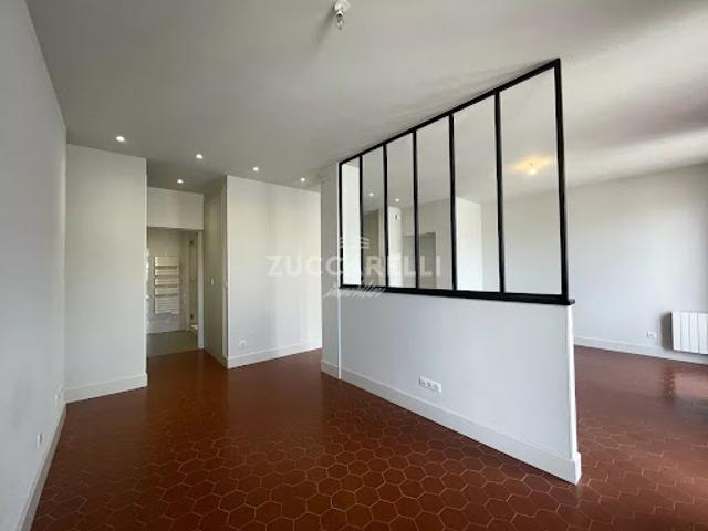 Location Appartement 2 pièces 47.5 m2 Nice