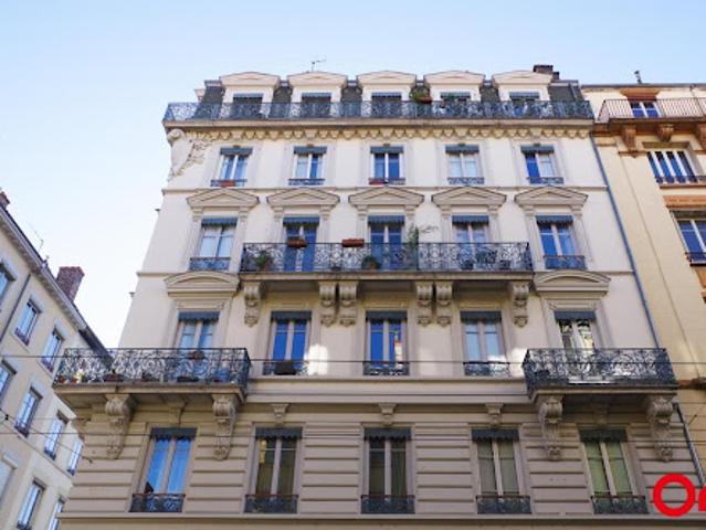 Location Appartement 2 pièces 47.86 m2 Lyon 7ème