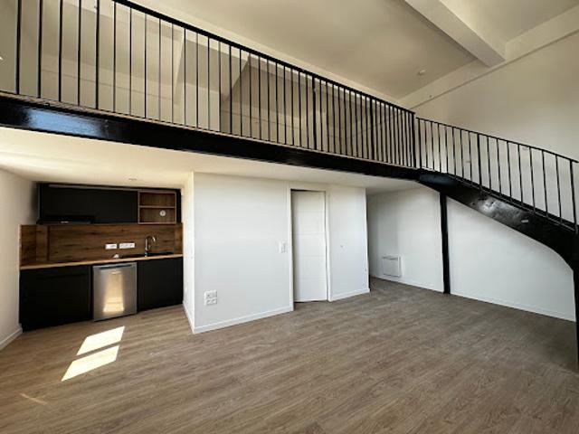 Location Appartement 2 pièces 47.8 m2 Reims