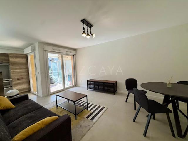 Location Appartement 2 pièces 47.04 m2 Nice