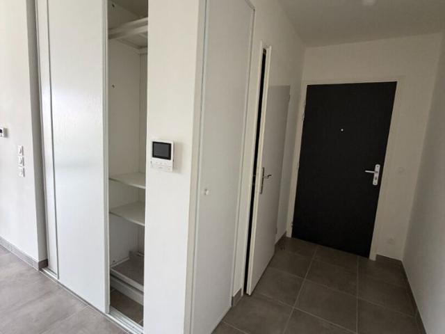 Location appartement 2 pièces, 47.15m², Ozoir la Ferrière
