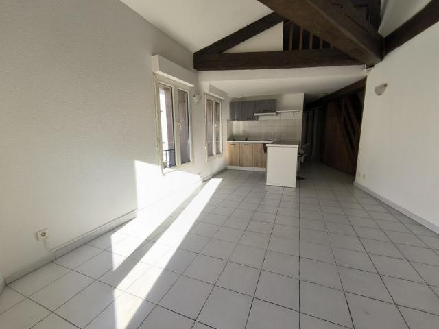 Location appartement 2 pièces, 47.21m², Narbonne