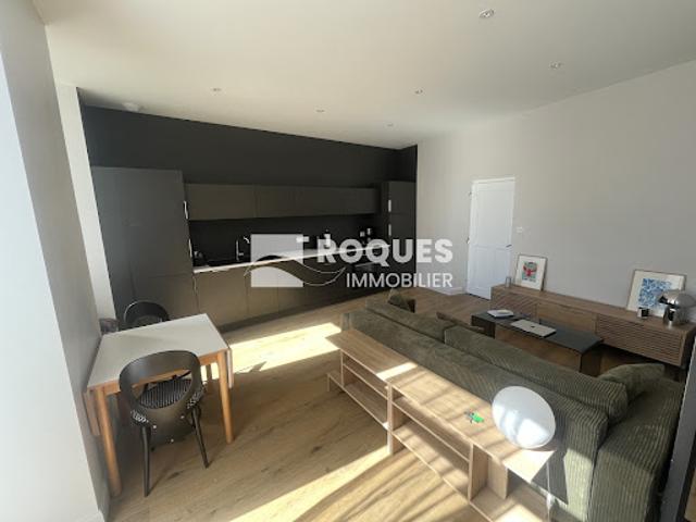 Location Appartement 2 pièces 47.32 m2 Millau