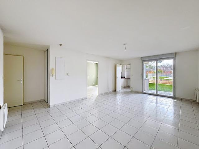 Location Appartement 2 pièces 47 m2 Fonbeauzard