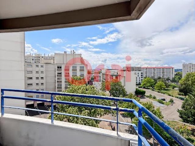 Location Appartement 2 pièces 47 m2 Lyon 8ème