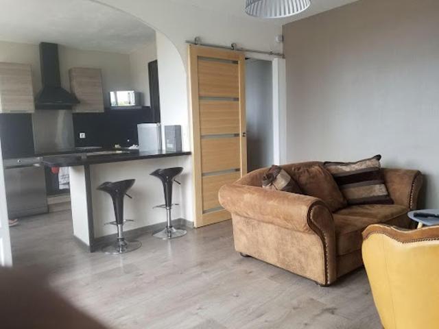 Location Appartement 2 pièces 47 m2 Lyon 8ème