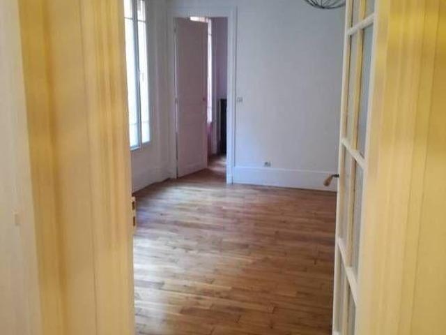 Location appartement 2 pièces 47 m² Paris 13E