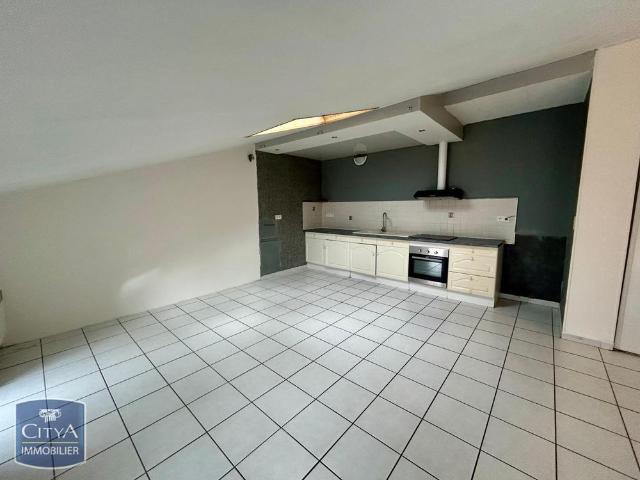 Location Appartement 2 pièces 47m² CARMAUX 81400