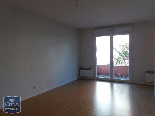 Location Appartement 2 pièces 47m² CHATEAUROUX 36000