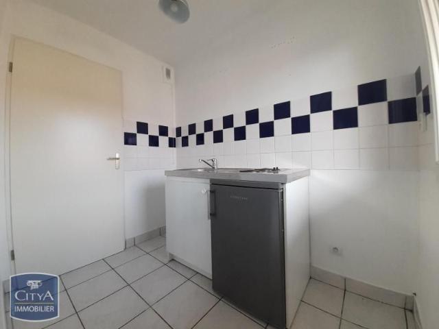 Location Appartement 2 pièces 47m² CHATEAUROUX 36000