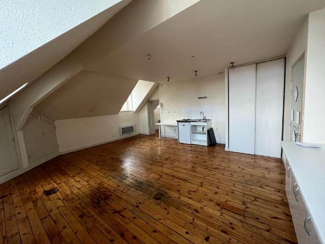 Location Appartement 2 pièces 47m² CLERMONT FERRAND 63000