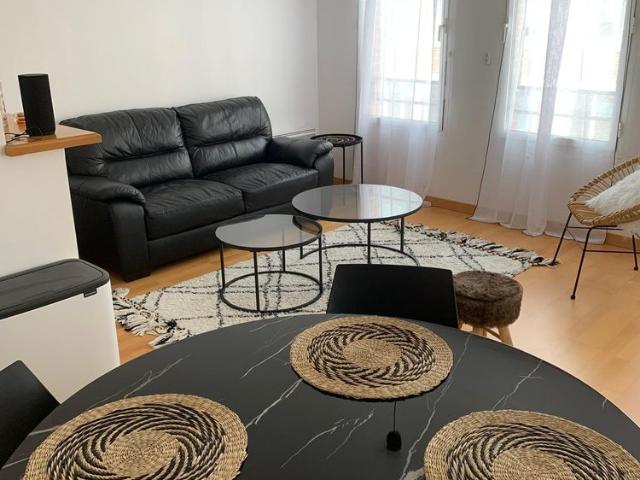 Location Appartement 2 pièces 47m² AMIENS 80000