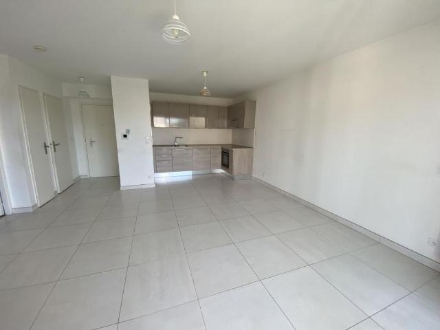 Location Appartement 2 pièces 47m² AIX LES BAINS 73100