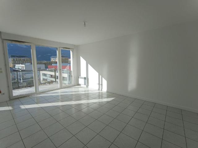 Location Appartement 2 pièces 47m² GRENOBLE 38000