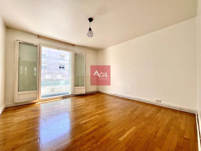 Location Appartement 2 pièces 47m² GRENOBLE 38100