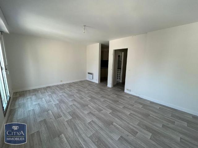 Location Appartement 2 pièces 47m² LAVAL 53000