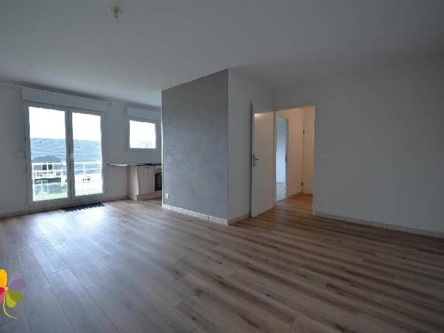Location Appartement 2 pièces 47m² LA GLACERIE 50470